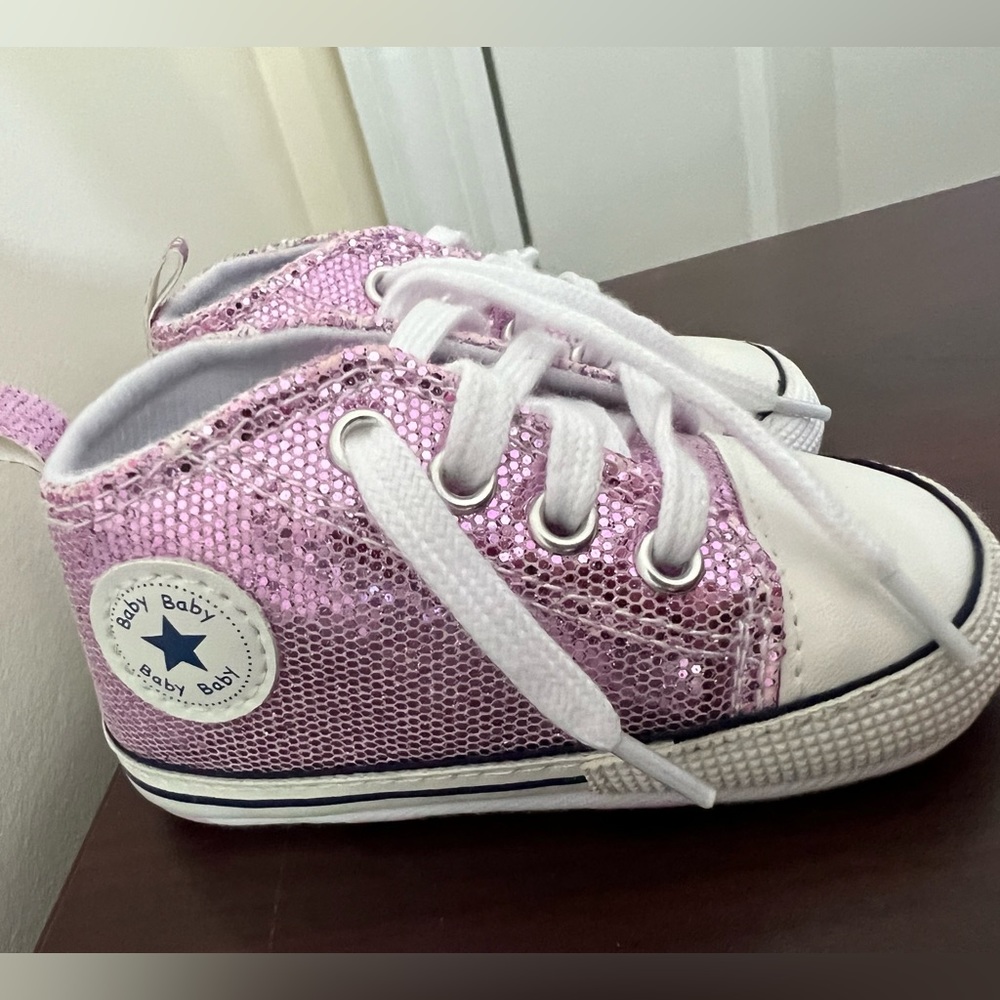 NEW Baby Girls Star High Top Sneakers - sequin